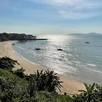 Apartment Hill And Super Seaview