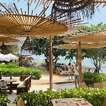Hill And Super Seaview Apartment Pattaya