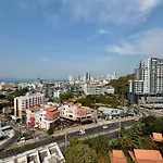 อพาร์ทเม้น Treetops By Psr *