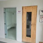 1 Bed With Seaview *