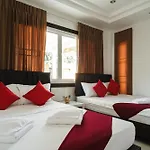 Queen Massarossa Pool Villa Pattaya-25