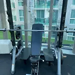 Stylish - Ultra-fast Fiber Internet, Pool, Sauna, Gym, Smart Tv, Guest Friendly