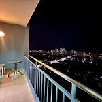 Long Stay 1 Bedroom Sea View