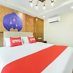 Hotel Oyo 458 Nakorn Siam Boutique