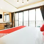 Oyo 458 Nakorn Siam Boutique 2*
