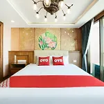 Hotel Oyo 458 Nakorn Siam Boutique