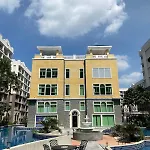 Pool Access Room Near Beach And Town