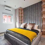 New 2024 - 4Br Pet-Friendly Pool Villa - Jomtien