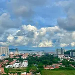 Supalai Sea View Luxury Apartment *