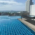 Cozy Studio With 2 Pools And Sea View