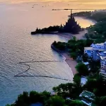 Panoramic Seaview Wongamatt Apartment Pattaya