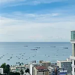 The Base Central Pattaya 271 By Numam