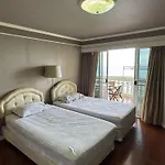 Apartment Sky