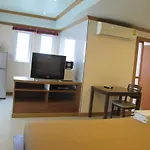 Rouge Service Apartments, Soi Buakhao