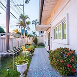 Happy N Joy Pool Villa Near Jomtien Beach On Thepprasit Road