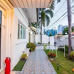 Happy N Joy Pool Villa Near Jomtien Beach On Thepprasit Road