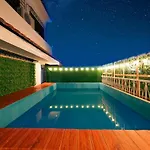 Bigg Boss House Near Walking St