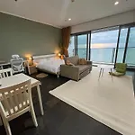 Zen Sky Studio Pattaya-38Th Floor, Panoramic Sea View&Private Beach