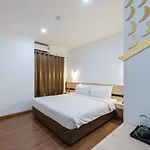 Arawana Regency North Hotel 4*