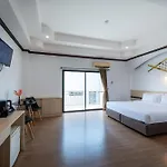 Arawana Regency North Hotel