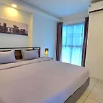 อพาร์ทเม้น Tropical Garden A Pratumnak Soi 4-5 Pattaya