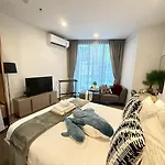 Edge By Kansiree โรงแรม Pattaya