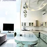 Starland Luxury Pool Walking Street Pattaya