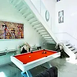 Starland Luxury Pool Walking Street Pattaya