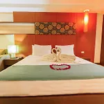 Tycoon Holiday Hotel Pattaya