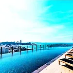 The Base Modern Apartment Pattaya