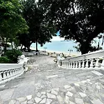 Sky Beach Apt