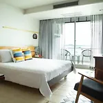 บาบูน่าบีชฟรอนท์ลิฟวิ่ง 3* Pattaya