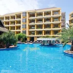 Resort Lk Mantra Pura