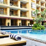 Resort Lk Mantra Pura 4*