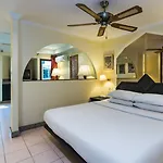 เดอะ แอมเบียนซ์ โฮเทล โรงแรม Pattaya