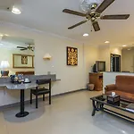 เดอะ แอมเบียนซ์ โฮเทล โรงแรม Pattaya