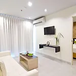 โรงแรมแกรนด์ เบลลา 4*