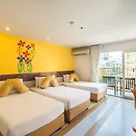 โรงแรมแกรนด์ เบลลา 4*