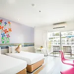 โรงแรมแกรนด์ เบลลา