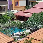 Sabai Hotel 3*