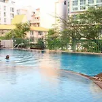 ไมค์บีชรีสอร์ท 3* Pattaya