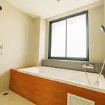 Tycoon Holiday Hotel โรงแรม Pattaya