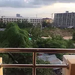 Oyo 523 Aa Pattaya Ville 2*