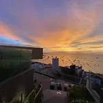 โรงแรม Edge By Kansiree Pattaya