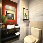 โรงแรม Edge By Kansiree 4*