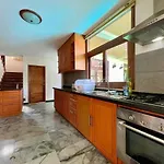 Phatumnak Thai Pool - Villa