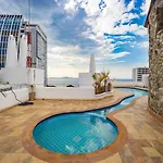 Cozy Sea View Holiday home Pattaya