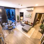 Luxury 2 Bed Room Sea View Bath Tub In Balcony