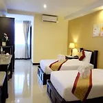 The Grand Day Night โรงแรม