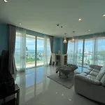 อพาร์ทเม้น Grand Caribbean 2 Bedroom 120 Sqm Pattaya